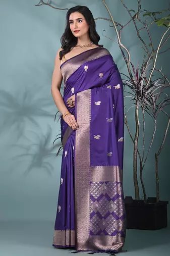 graceful purple silk blend blend saree with intricate zari work
