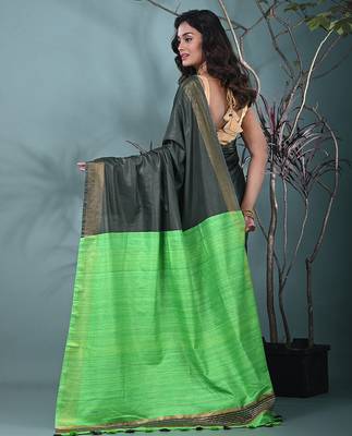 emerald green viscose saree with gheecha pallu and golden border 3