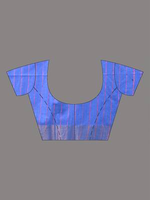 blue viscose saree with gheecha pallu and golden border 5