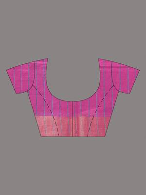 pink viscose saree with gheecha pallu and golden border 5