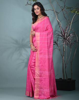 elegant pink art silk saree with checkered design 2