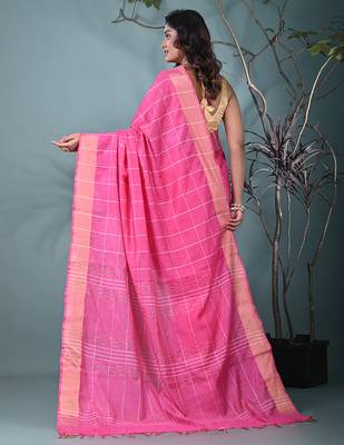 elegant pink art silk saree with checkered design 3