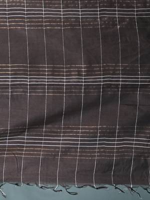 elegant brown art silk saree with checkered design 4
