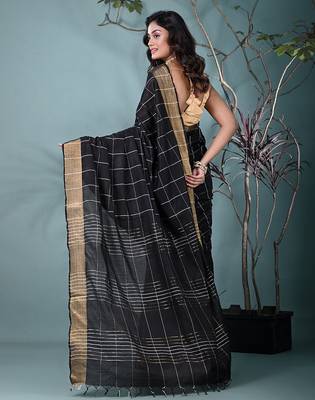 elegant black art silk saree with checkered design 3
