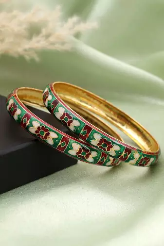 Multi color hand painted meenakari bangle