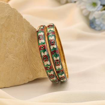 Multi color hand painted meenakari bangle 2