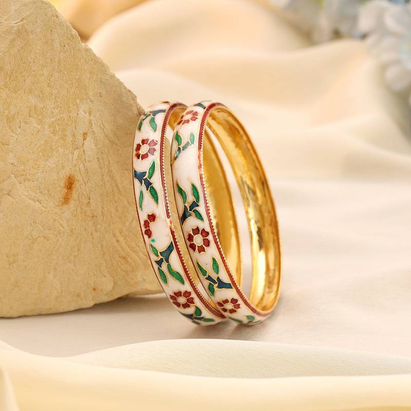 Multi color hand painted meenakari bangle