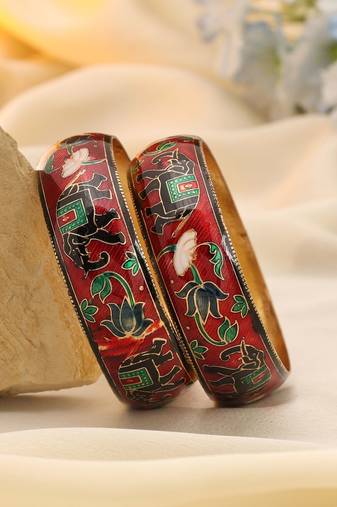 Multi color hand painted meenakari bangle