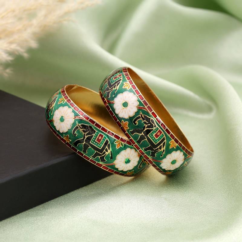 Multi color hand painted meenakari bangle