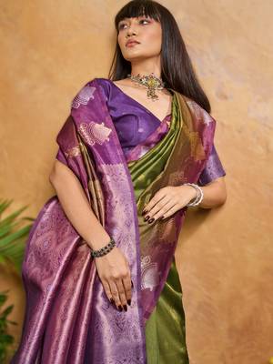 elegant weaving paper silk blend saree 3