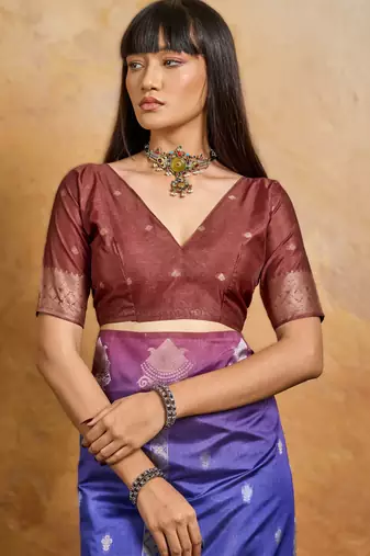 elegant weaving paper silk blend saree