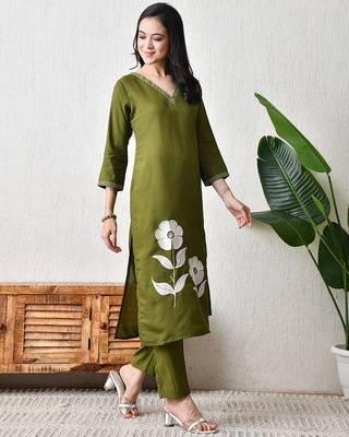 Mahendi roman silk kurta pant set 5