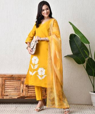 Yellow roman silk kurta pant set 4