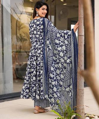 Blue muslin digital printed palazzo suit 2