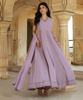 Lilac georgette embroidered gown  4