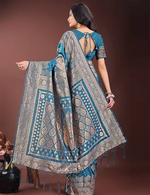 Royal blue silk saree with blouse 3