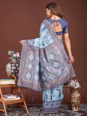 Blue banarasi silk saree with blouse 3