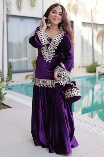 Purple velvet kurta pant set with batwa