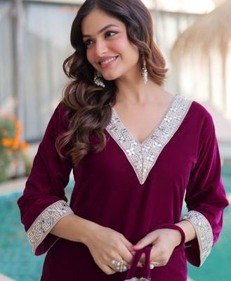 Wine velvet kurta pant set with batwa 3