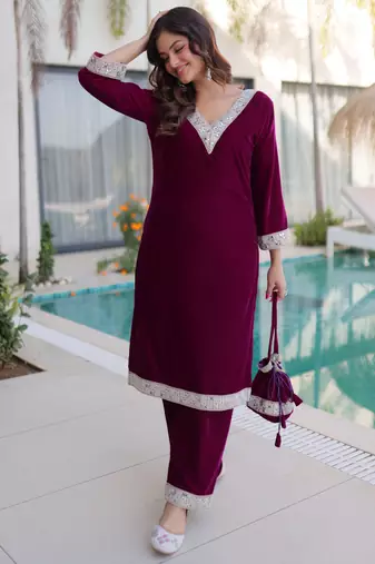 Wine velvet kurta pant set with batwa