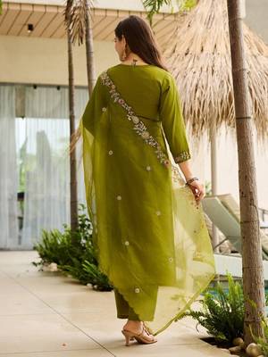 Mahendi rayon embroidery suit 2