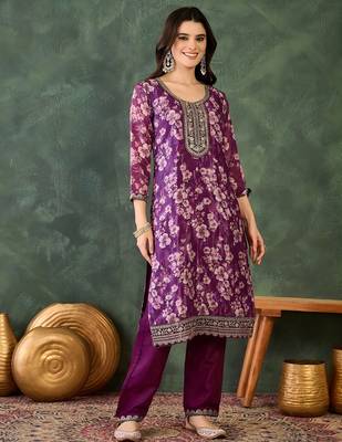 Wine chinon silk embroidery suit 4