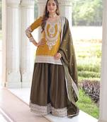 Yellow ethnic heavy suit 