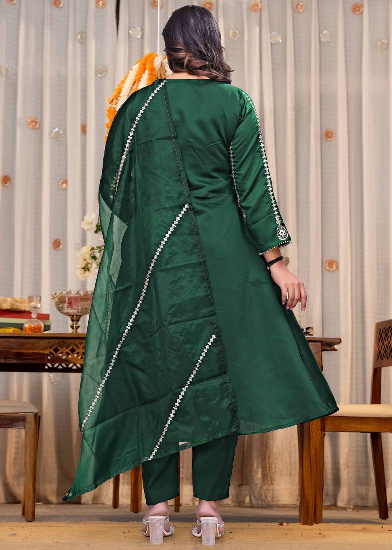 Green chanderi embroidered kurta pant set
