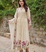 Cream chanderi embroidered kurta pant set