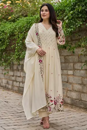 Cream chanderi embroidered kurta pant set