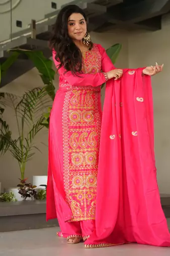 Gajri chinon embroidery suit 