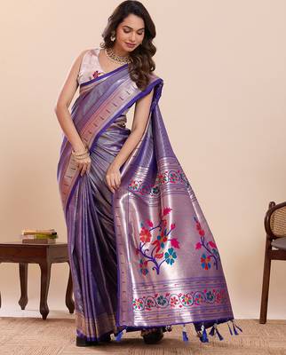 voilet soft silk blend woven saree 4