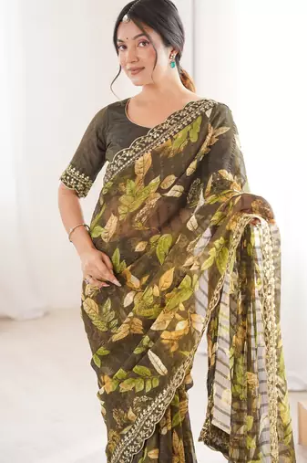 mahendi marble patta stylish festive special saree
