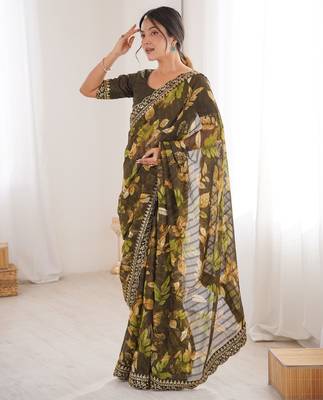 mahendi marble patta stylish festive special saree 5