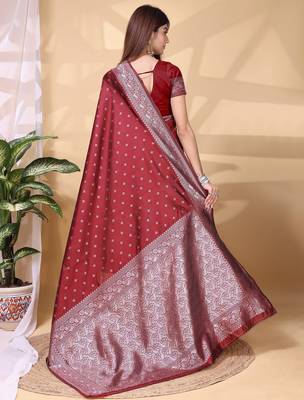 maroon lichi art silk blend woven saree 2