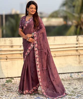 wine crush silk blend embroidered wedding special saree 4