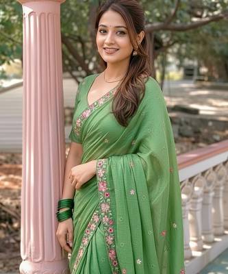 green crush silk blend embroidered wedding special saree 3