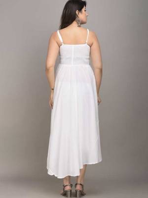 white solid fit and flare maxi dress with minimal look 3