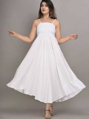 white solid fit and flare maxi dress with minimal look 4