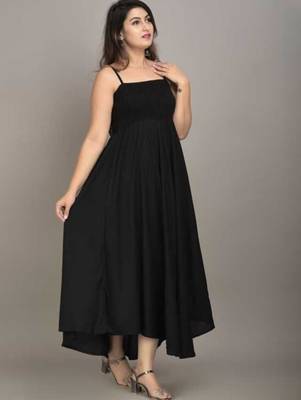 black solid fit and flare maxi dress with shoulder straps 1