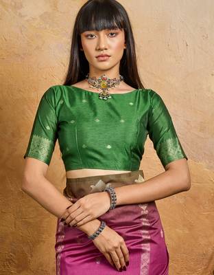 pink elegant weaving paper silk blend saree 3