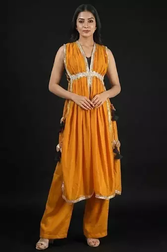 Mustard vichitra silk fusion set