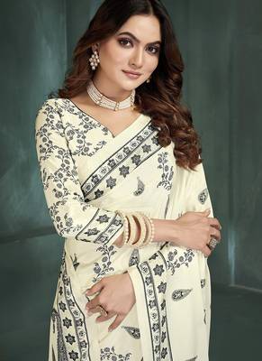 White or foil  printed saree with blouse 2