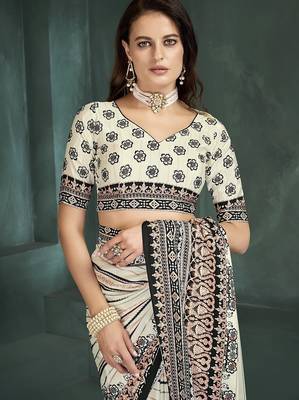 White or foil  printed saree with blouse 3
