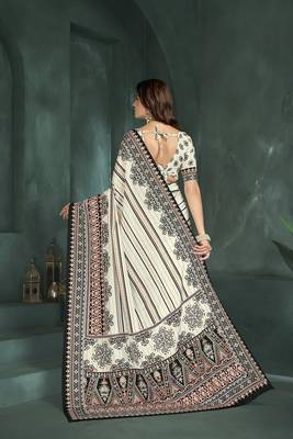 White or foil  printed saree with blouse 4
