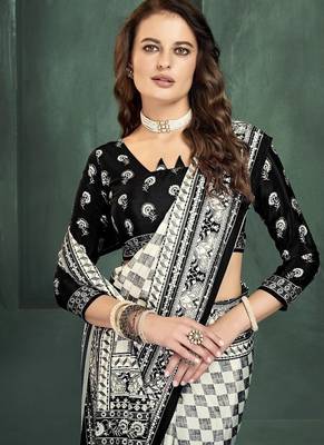 Black or foil  printed saree with blouse 2