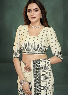 White or foil  printed saree with blouse 3