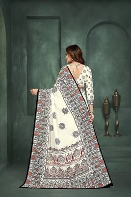 White or foil  printed saree with blouse 4