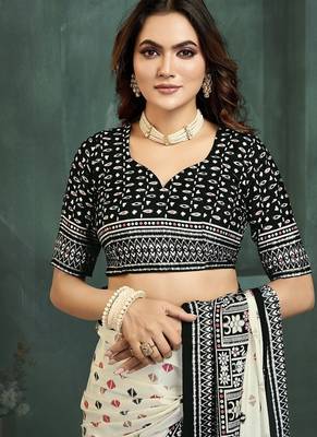 White or foil  printed saree with blouse 4