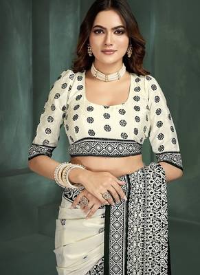 White or foil  printed saree with blouse 4
